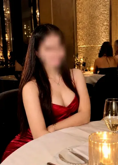 Cecilia, 30