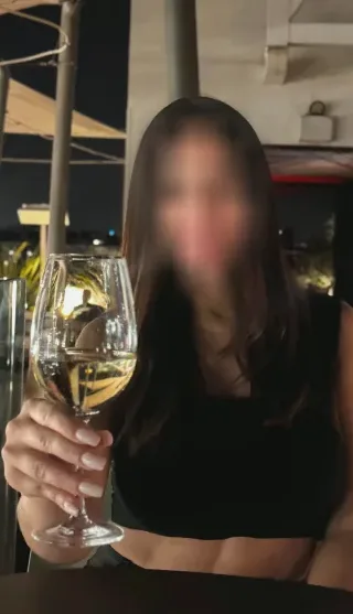 Natalia, 40