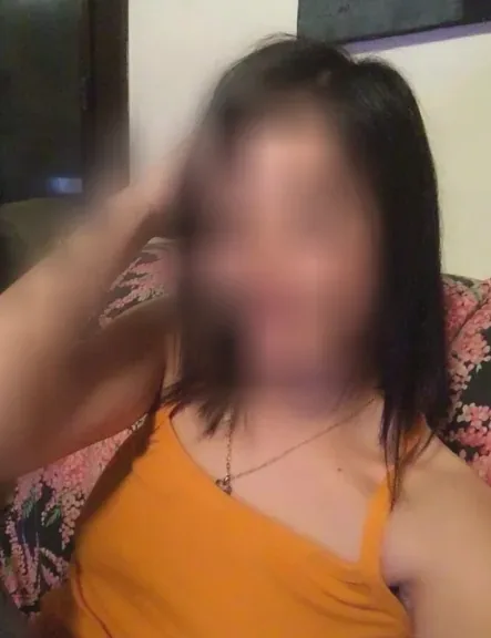 Paula, 32