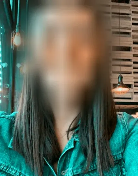 Roosa, 24