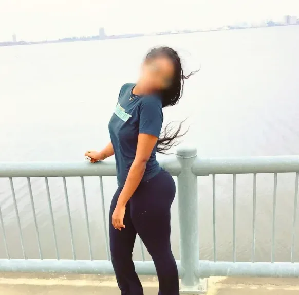 Sanni, 35