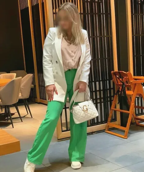 Sanni, 38
