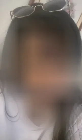 Selma, 33